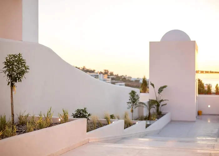 林德斯怀特酒店及套房