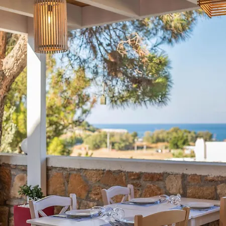 White & Hotel Lindos (Rhodes)