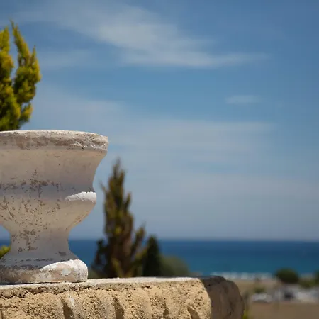 White & 4* Lindos (Rhodes)