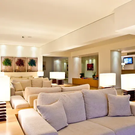 Hotel White & 4*