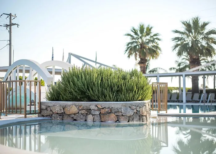 White & 4* Lindos (Rhodes)