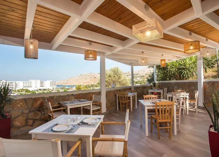 White & 4* Lindos (Rhodes)