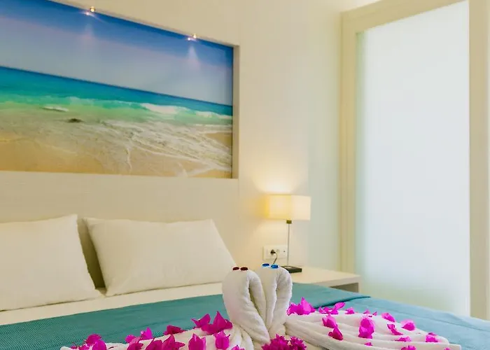 White & 4* Lindos (Rhodes)