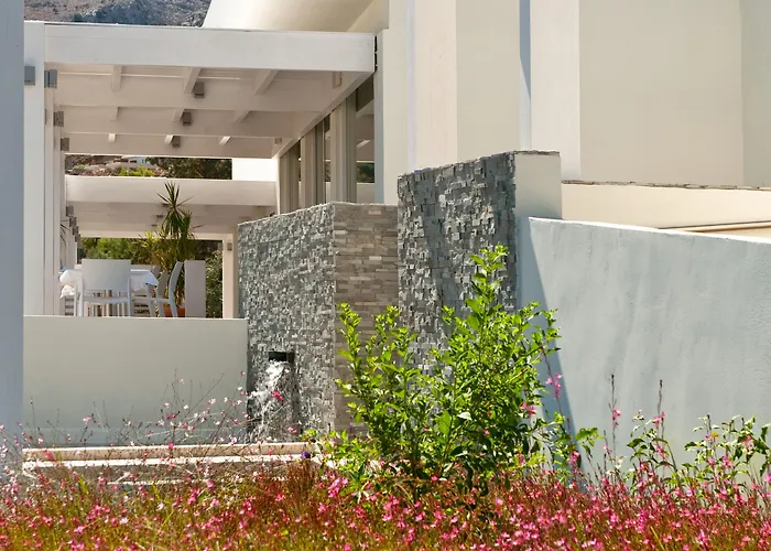 White & Hotel Lindos (Rhodes)