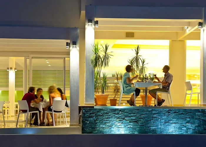 Hotel White & Lindos (Rhodes)