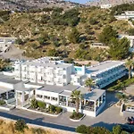 Hotel White & 4*