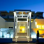 White & Hotel