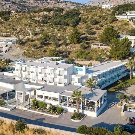 Hotel White & 4*