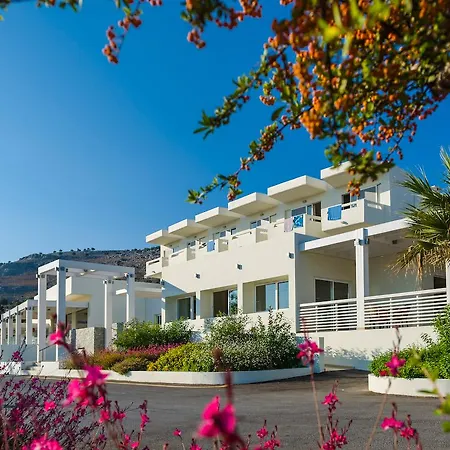 White & 4* Lindos (Rhodes)